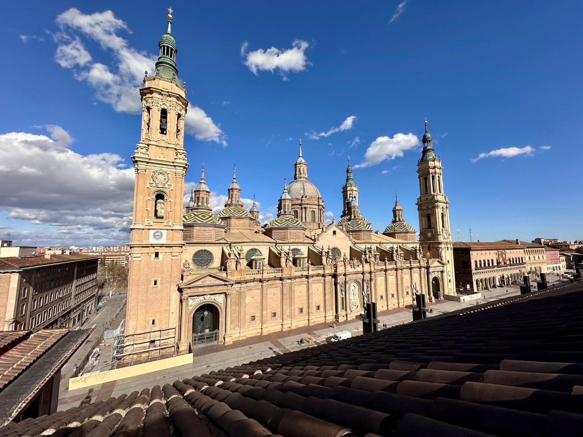 La Plaza Del Pilar Apartman Zaragoza Kültér fotó