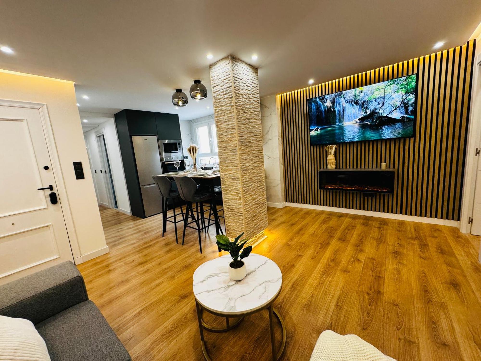 La Plaza Del Pilar Apartman Zaragoza Kültér fotó