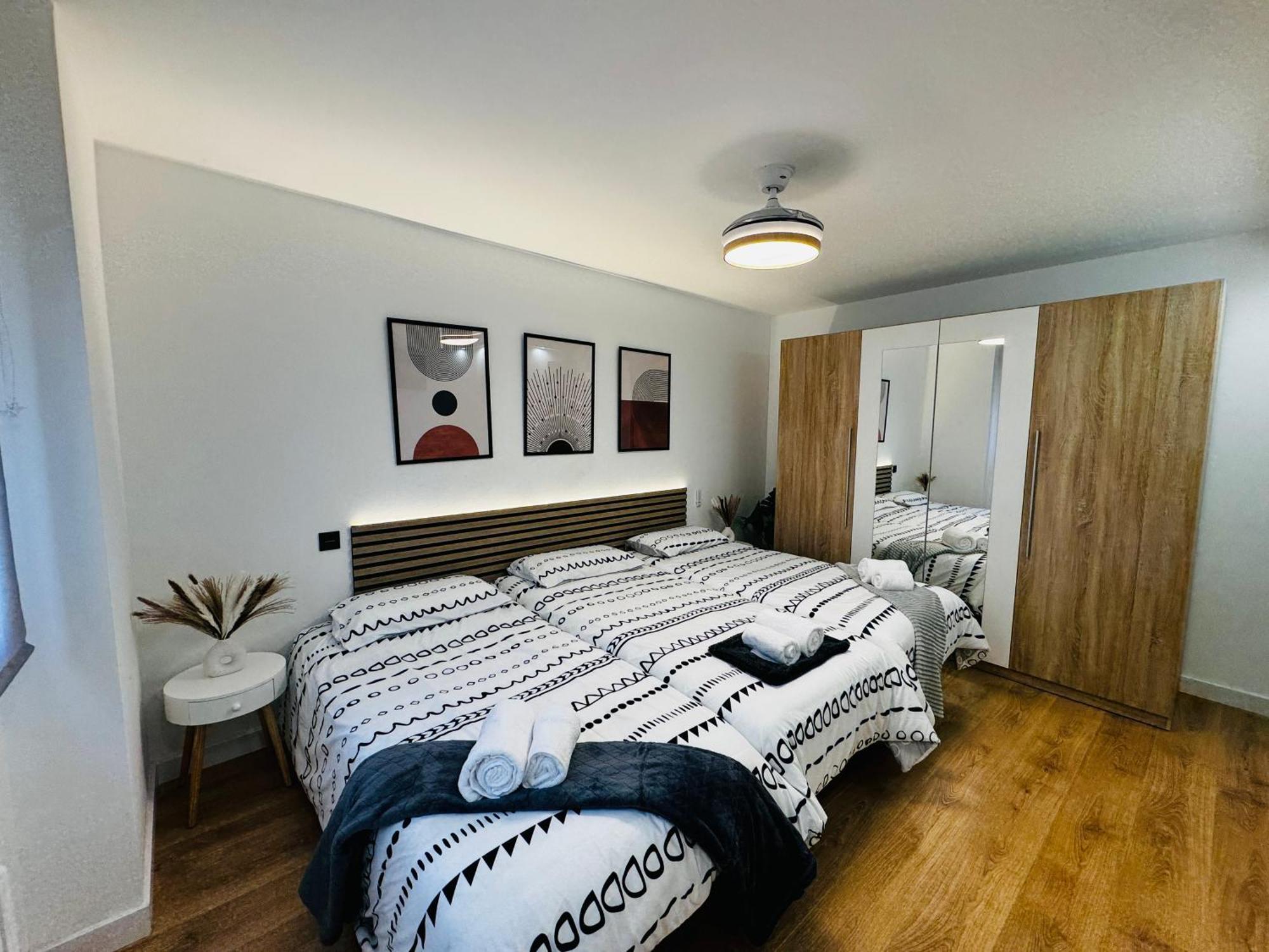 La Plaza Del Pilar Apartman Zaragoza Kültér fotó